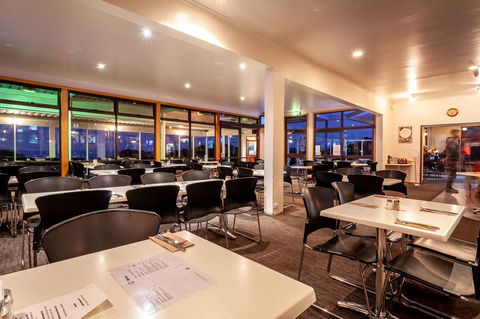 Beachfront Bicheno - Accommodation QLD 37