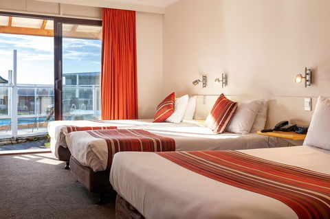 Beachfront Bicheno - Accommodation QLD 2