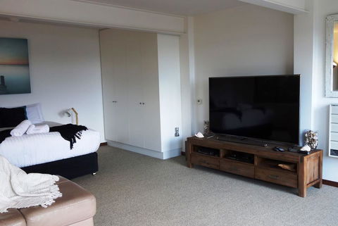 THE LOFT @ Bay Of Fires Seascape - Accommodation QLD 18