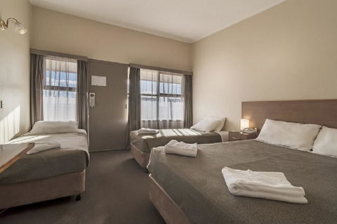 Argosy Motor Inn - Accommodation QLD 10