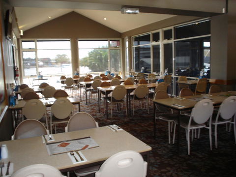 Argosy Motor Inn - Accommodation QLD 33