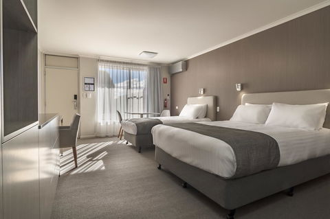 Argosy Motor Inn - Accommodation QLD 11