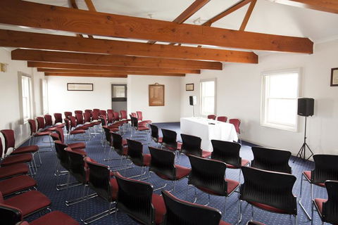 Edgewater Hotel - Accommodation QLD 35