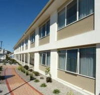 Edgewater Hotel - Accommodation QLD