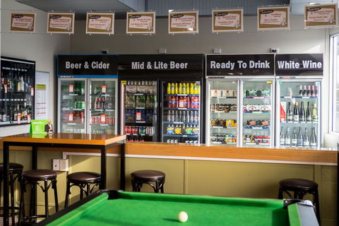 Edgewater Hotel - Accommodation QLD 3