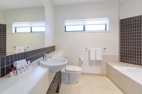 Club Wyndham Seven Mile Beach, Trademark Collection By Wyndham - Accommodation QLD 10