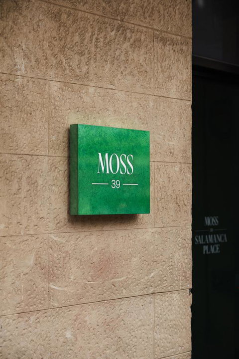 Moss Hotel - Accommodation QLD 4