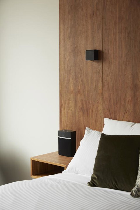 Moss Hotel - Accommodation QLD 6