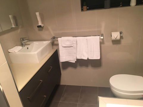 Harvey House - Accommodation QLD 6