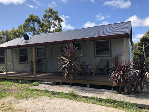 Harvey House - Accommodation QLD 1