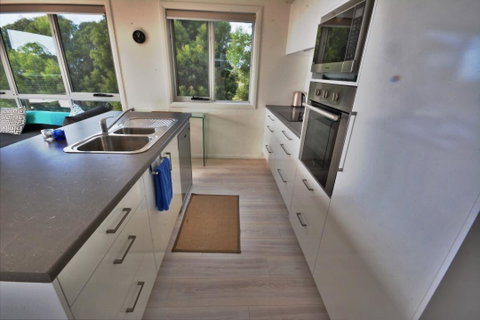 55 On Henry Street - Accommodation QLD 5