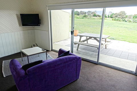 Diamond Island Resort - Accommodation QLD 15