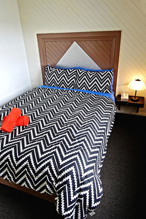 Diamond Island Resort - Accommodation QLD 14