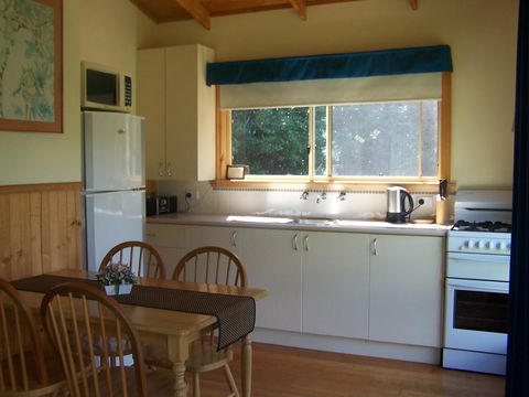 Drumreagh Cabins - Accommodation QLD 36
