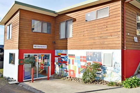 Bicheno Backpackers - Accommodation QLD 11