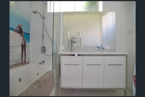 Hobart Colonial Apartment - Accommodation QLD 2