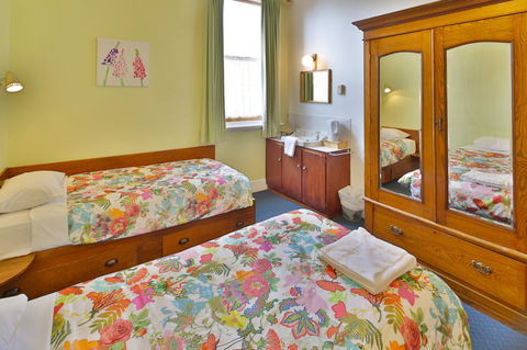 Astor Private Hotel - Accommodation QLD 13