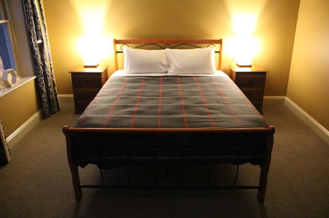 The Tasmanian Inn - Accommodation QLD 9