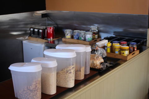 The Tasmanian Inn - Accommodation QLD 13