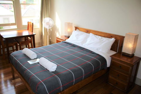 The Tasmanian Inn - Accommodation QLD 22