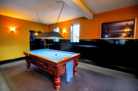 The Tasmanian Inn - Accommodation QLD 37