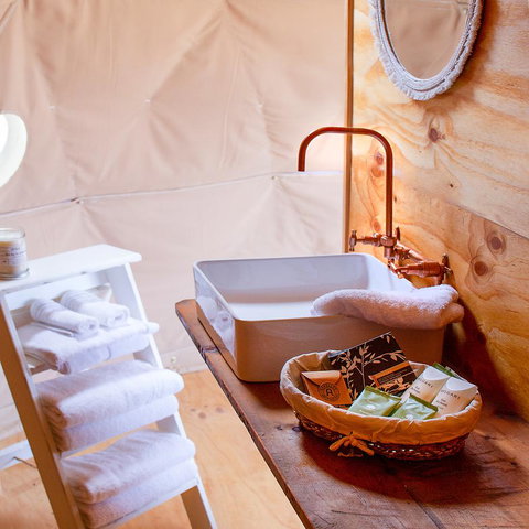 Domescapes In The Vines - Accommodation QLD 3