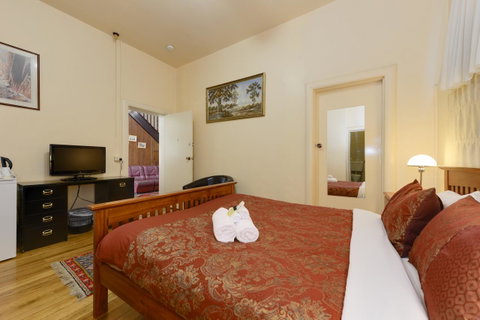 Edinburgh Gallery Bed & Breakfast - Accommodation QLD 19