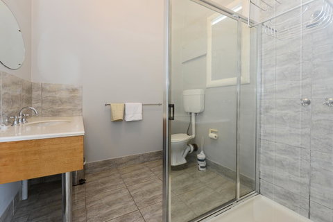 Edinburgh Gallery Bed & Breakfast - Accommodation QLD 12