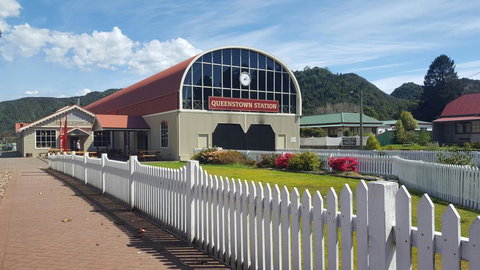 Mt Lyell Motor Inn - Accommodation QLD 34