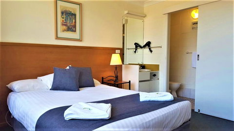 Mt Lyell Motor Inn - Accommodation QLD 5