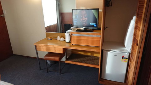 Mt Lyell Motor Inn - Accommodation QLD 2