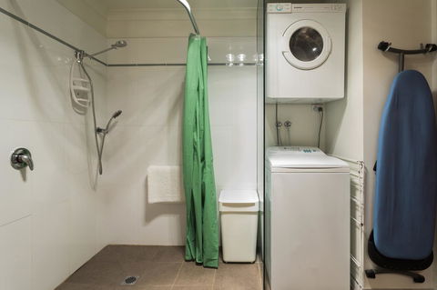 Arthur Riverfront And Sea Lodge Downstream - Accommodation QLD 16