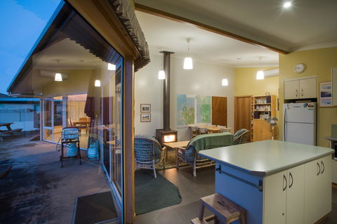 Arthur Riverfront And Sea Lodge Downstream - Accommodation QLD 8