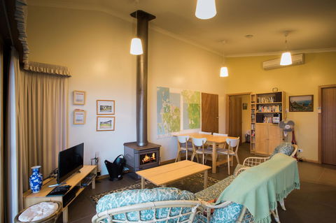 Arthur Riverfront And Sea Lodge Downstream - Accommodation QLD 7