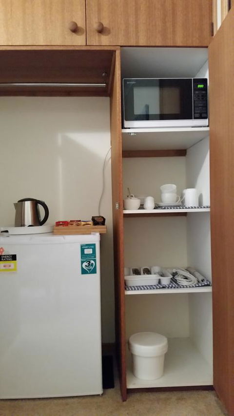 Beezneez B&B - Accommodation QLD 7