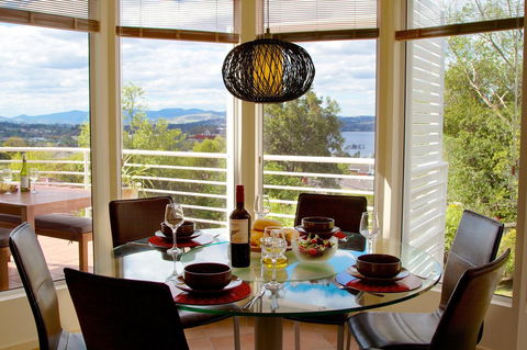 Isle Of Views - Accommodation QLD 21