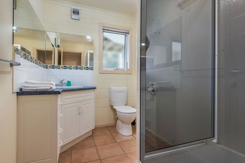 Isle Of Views - Accommodation QLD 12