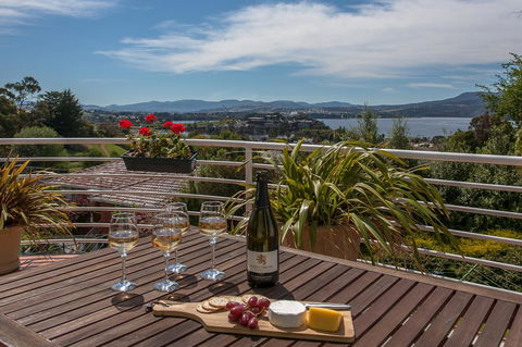 Isle Of Views - Accommodation QLD 16