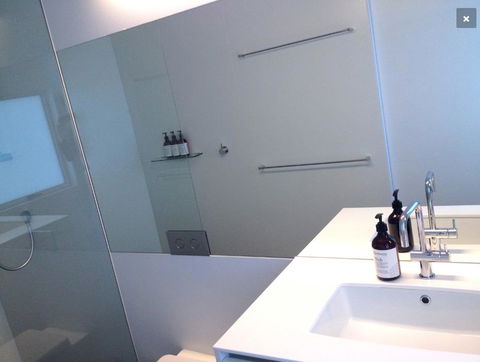 Avalon City Retreat - Accommodation QLD 12