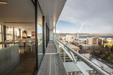 Avalon City Retreat - Accommodation QLD 3