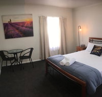 3ree- Spacious  Charming Apartment - Accommodation QLD