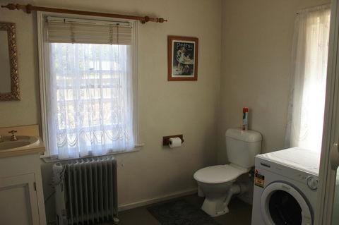 Bellamona - Accommodation QLD 10