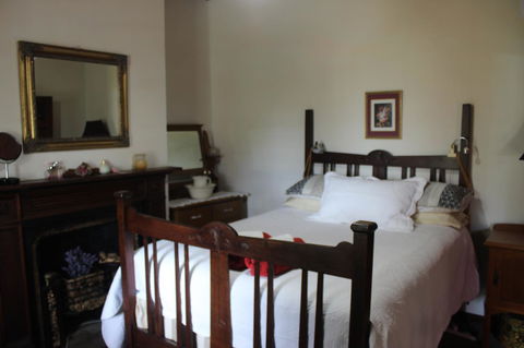 Bellamona - Accommodation QLD 4