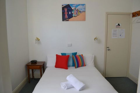 Point Lonsdale Guest House - Accommodation QLD 11