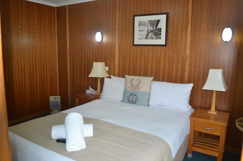 Point Lonsdale Guest House - Accommodation QLD 6