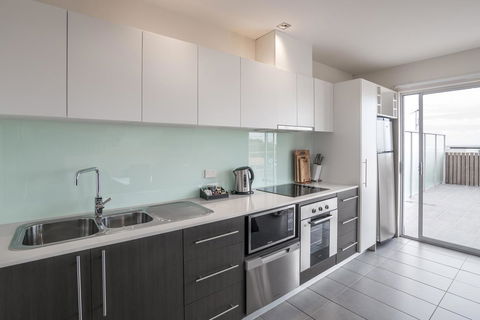 The Apollo - Accommodation QLD 25