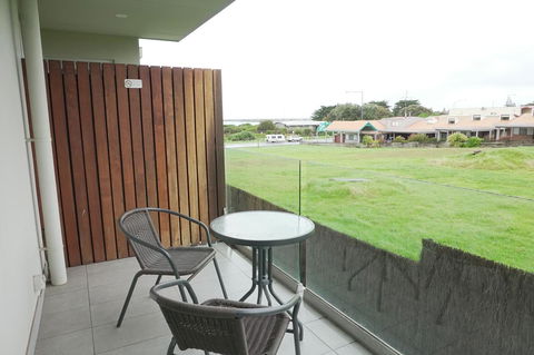 The Apollo - Accommodation QLD 19