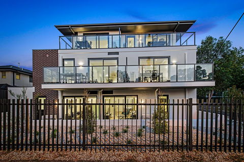 Manhattan Apartments - Notting Hill - Accommodation QLD 16