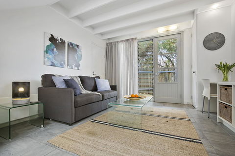 Oceanic Sorrento - Accommodation QLD 1