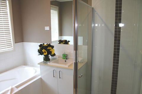 Atarhi Villas - Melbourne - Accommodation QLD 10